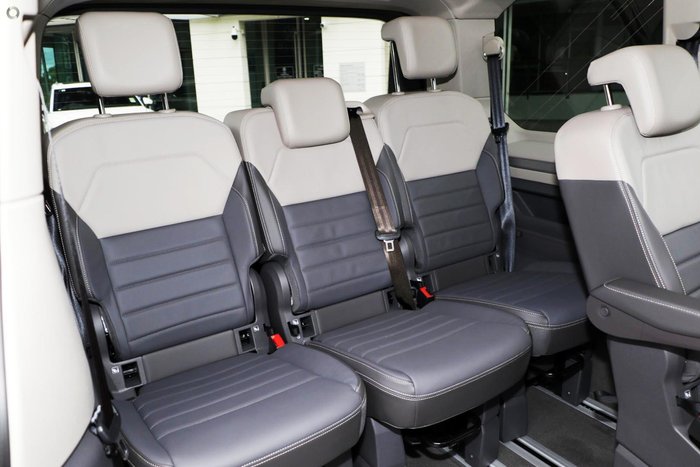 2025 Volkswagen Multivan TDI360 Life