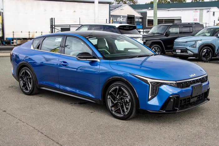 2024 Kia K4 GT-Line