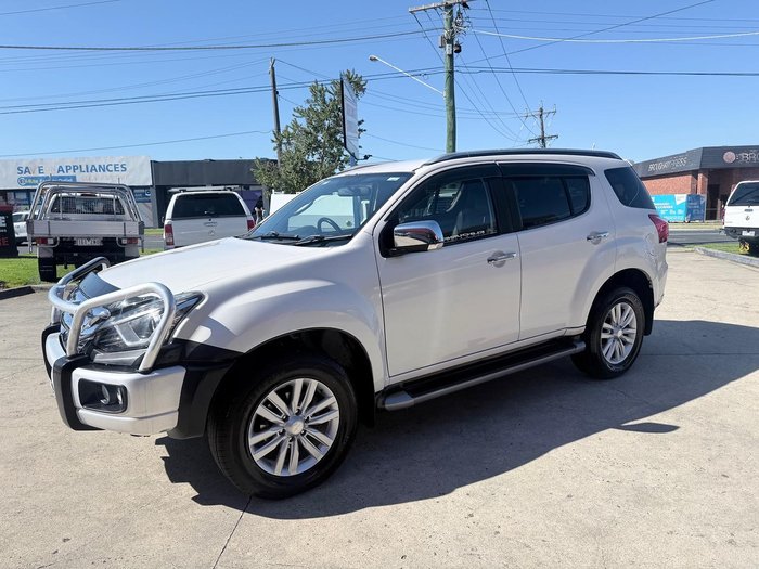 2017 Isuzu MU-X LS-T MY17 4X4 Dual Range Silky White