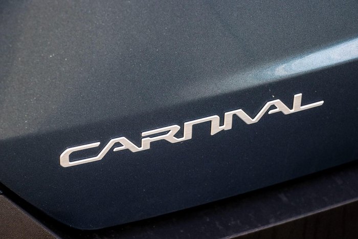 2024 Kia Carnival S