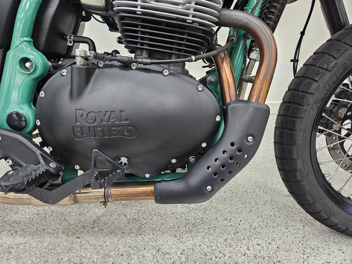 2025 Royal Enfield BEAR 650 WHITE 249