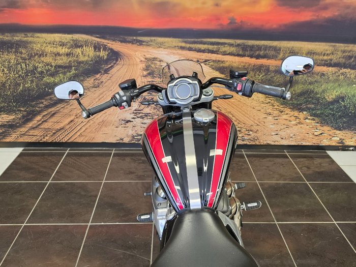 2023 Triumph ROCKET 3 R RED