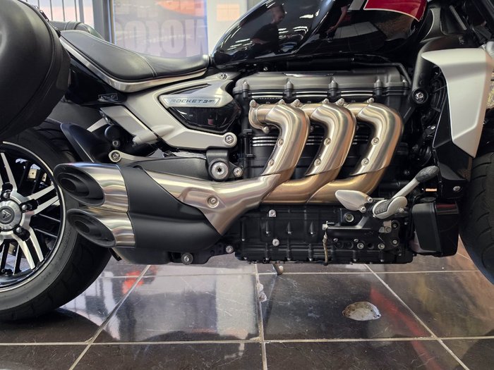 2023 Triumph ROCKET 3 R RED