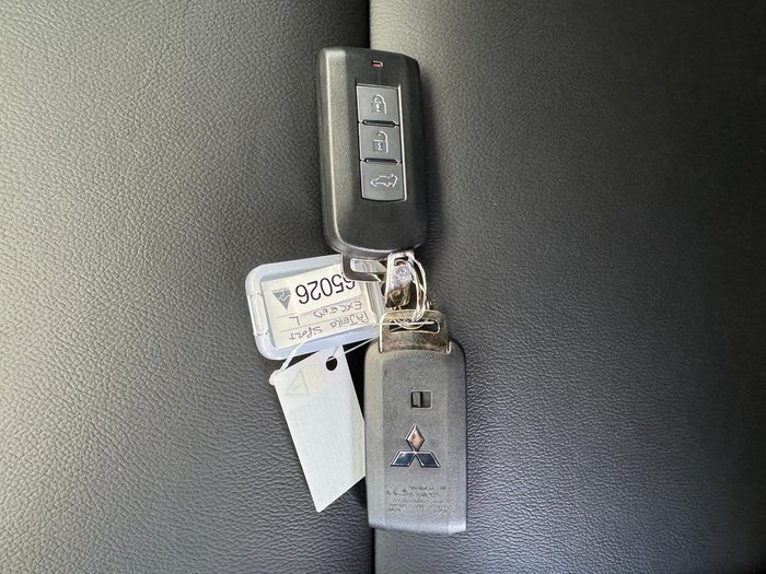 2025 Mitsubishi Pajero Sport Exceed