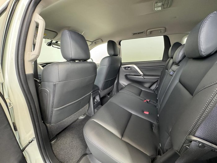 2025 Mitsubishi Pajero Sport Exceed