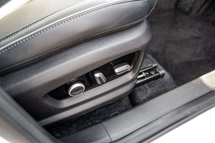 2025 Jaecoo J7 SHS Track