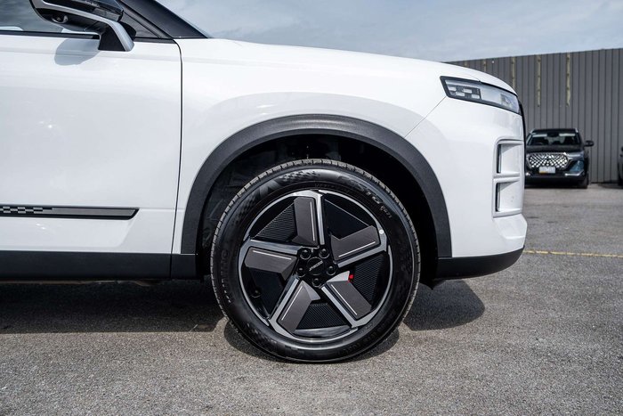 2025 Jaecoo J7 SHS Track