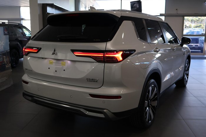2026 Mitsubishi Outlander PHEV Aspire
