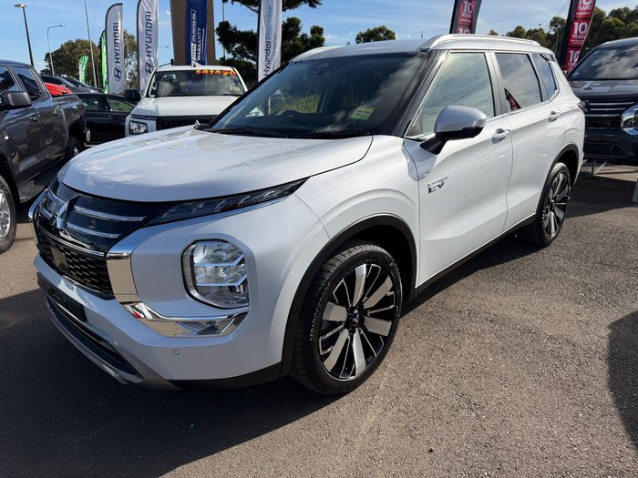 2026 Mitsubishi Outlander PHEV Aspire