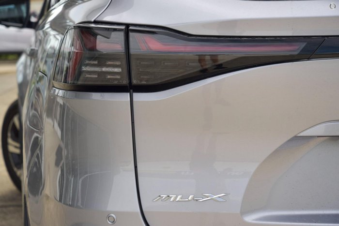 2026 Isuzu MU-X LS-T