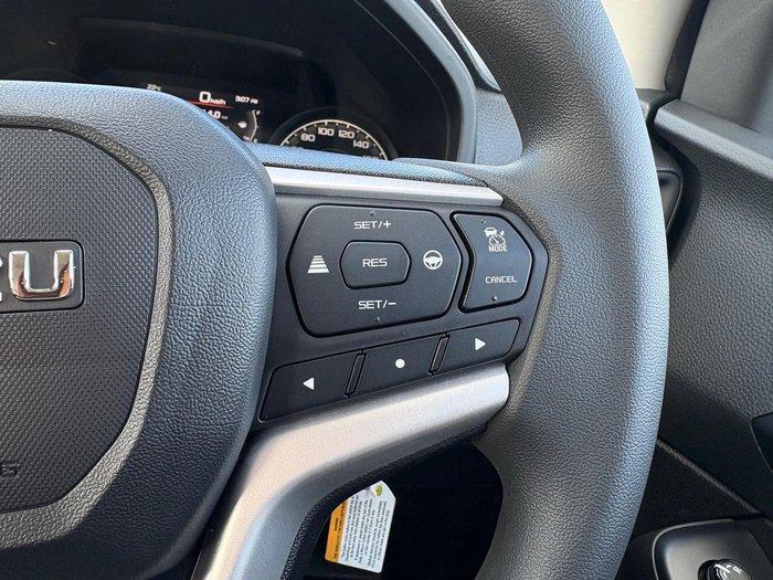 2025 Isuzu D-MAX SX