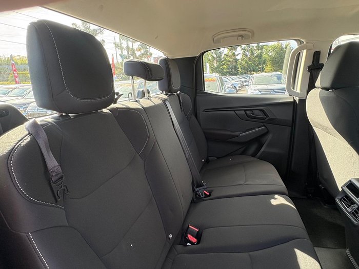 2025 Isuzu D-MAX SX
