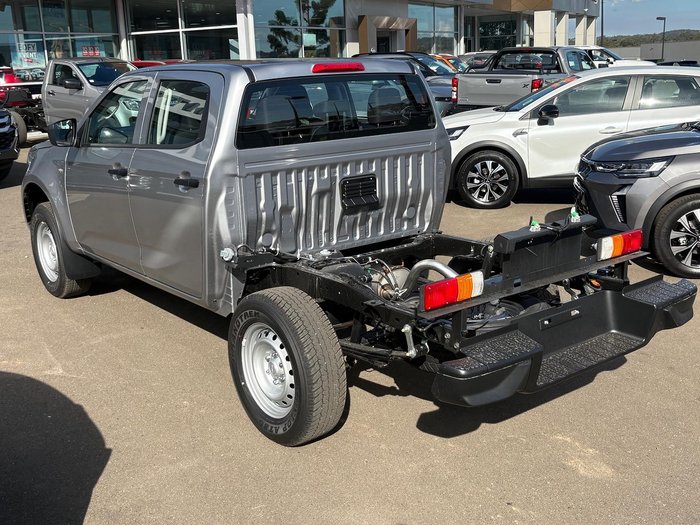 2025 Isuzu D-MAX SX