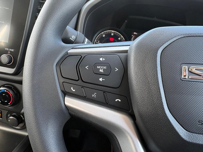 2025 Isuzu D-MAX SX
