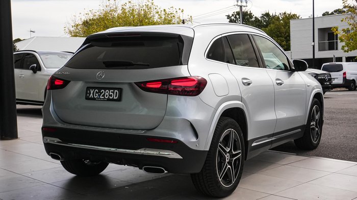 2025 Mercedes-Benz GLA-Class GLA250 e with EQ hybrid technology