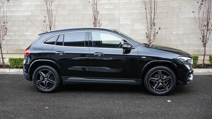 2025 Mercedes-Benz GLA-Class