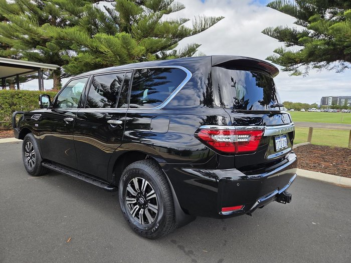 2022 Nissan Patrol Ti Y62 MY22 4X4 Dual Range Black Obsidian