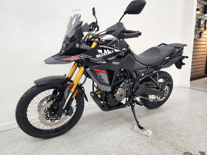 2026 Suzuki V-STROM 800 (DL800RQ) Black