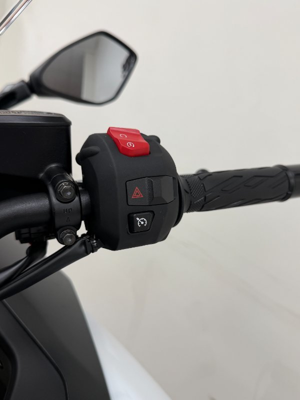 2026 Suzuki GSX-S1000GT White