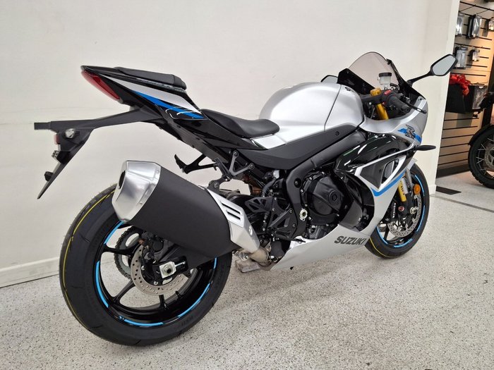 2026 Suzuki GSX-R1000R Silver