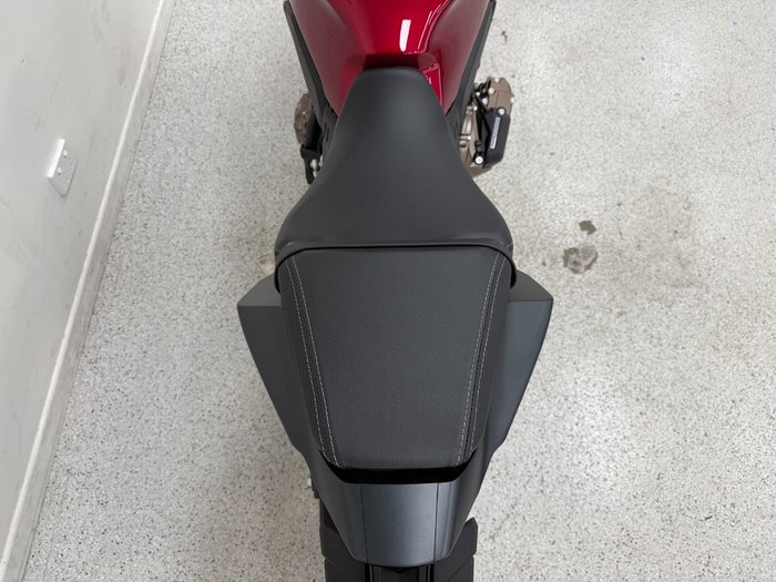 2025 Honda CB650RAC Red