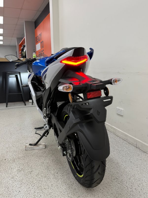 2026 Suzuki 2026 Suzuki 250CC GSX250 Road Blue