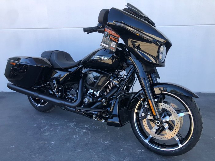 2026 HARLEY-DAVIDSON FLHX STREET GLIDE (117)