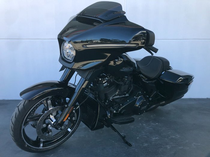 2026 HARLEY-DAVIDSON FLHX STREET GLIDE (117)