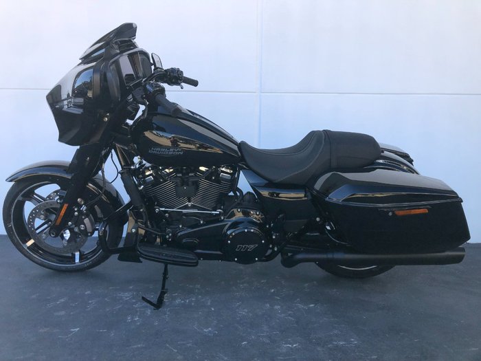 2026 HARLEY-DAVIDSON FLHX STREET GLIDE (117)