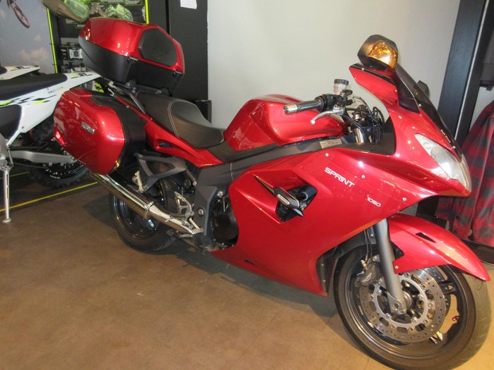 2013 Triumph Sprint GT Sprint Burgundy