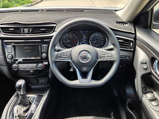 2022 Nissan X-TRAIL ST+