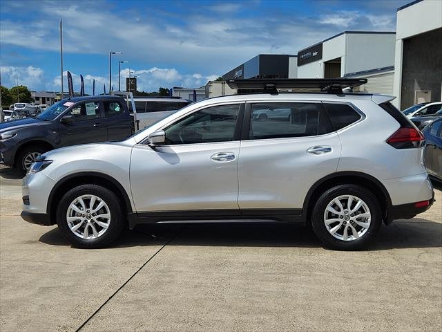 2022 Nissan X-TRAIL ST+