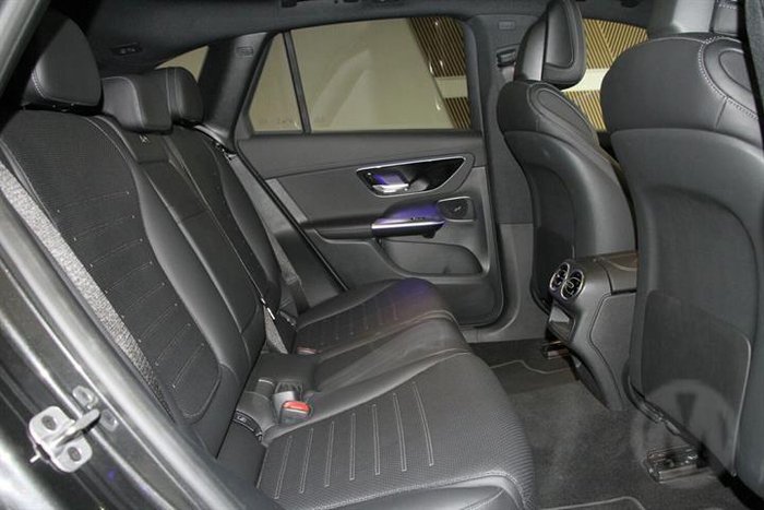 2025 Mercedes-Benz GLC-Class GLC300