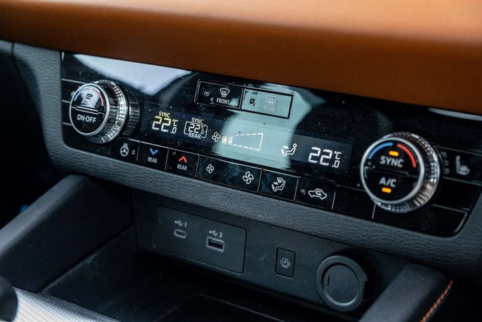 2022 Mitsubishi Outlander Exceed Tourer