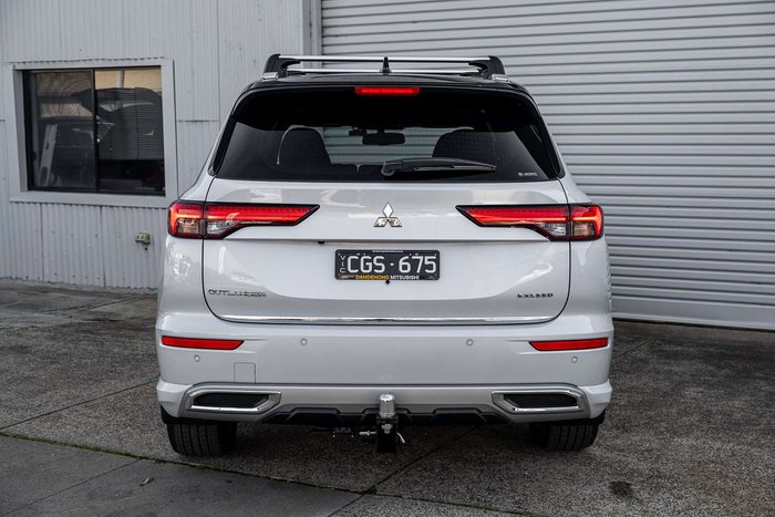 2022 Mitsubishi Outlander Exceed Tourer