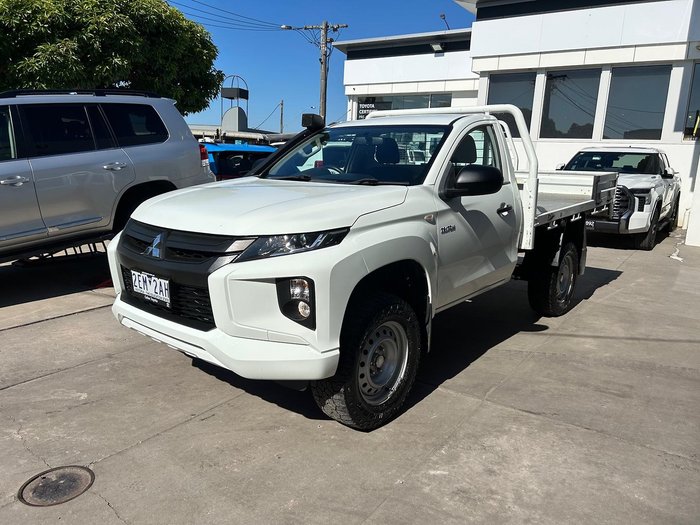 2018 Mitsubishi Triton GLX