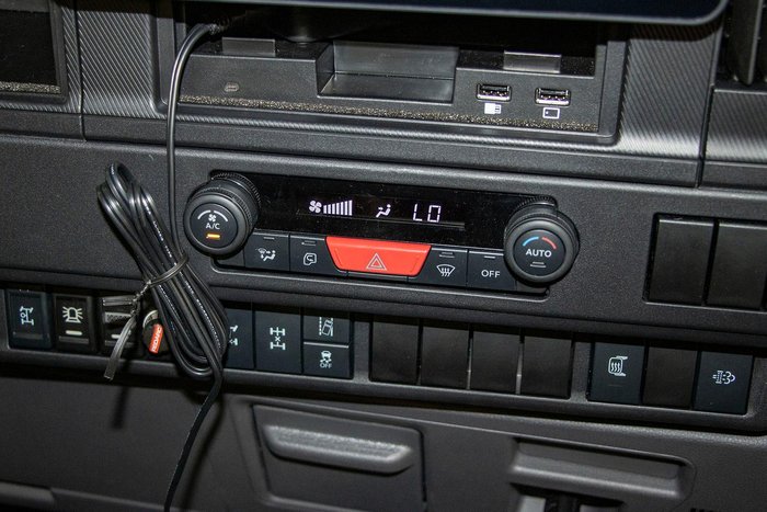 2025 Isuzu F Series FYJ 320-255 AT R67