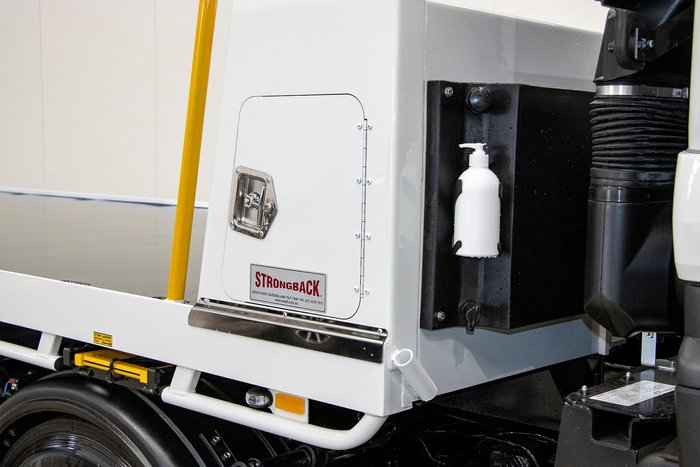 2025 Isuzu F Series FYJ 320-255 AT R67