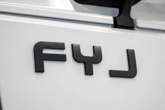 2025 Isuzu F Series FYJ 320-255 AT R67