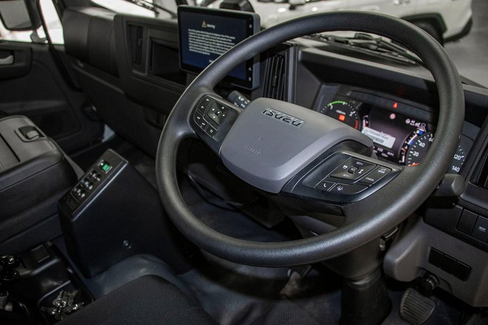 2025 Isuzu F Series FYJ 320-255 AT R67