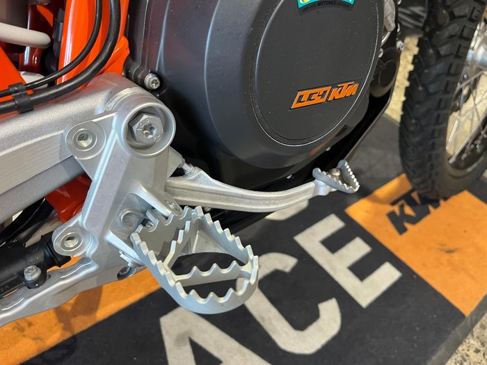 2024 KTM 690 Enduro R Enduro Orange