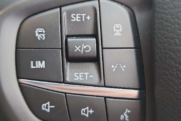 2025 Ford Everest Ambiente