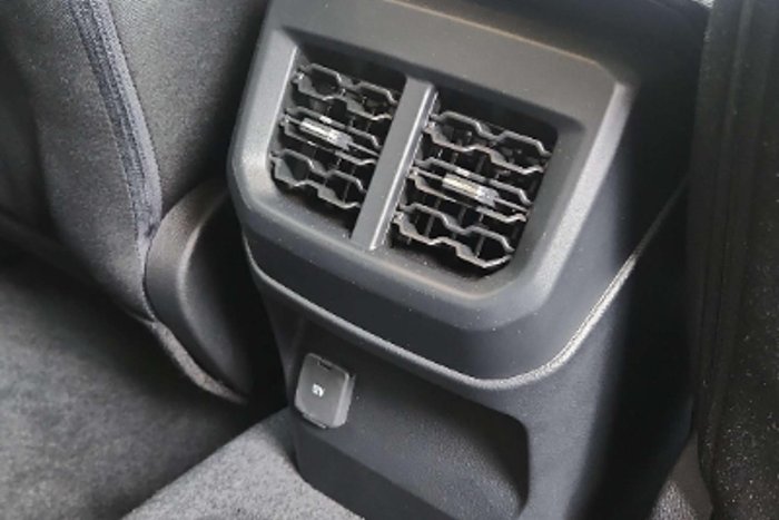 2025 Ford Everest Ambiente