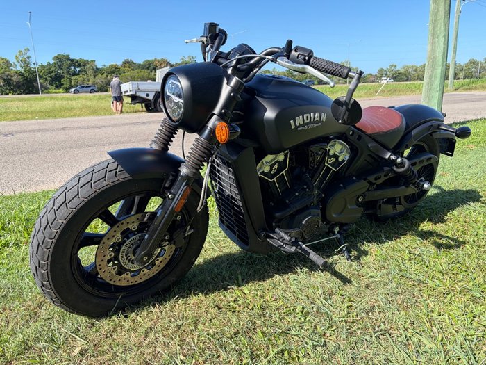 2021 INDIAN SCOUT BOBBER Black