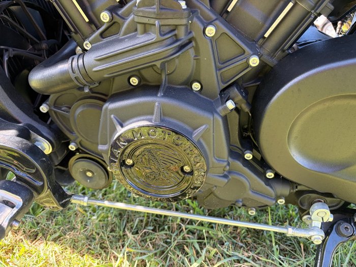 2021 INDIAN SCOUT BOBBER Black