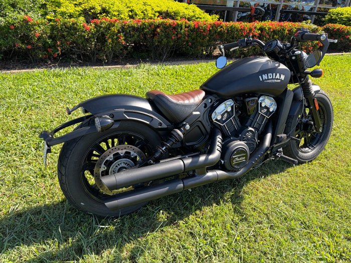 2021 INDIAN SCOUT BOBBER Black
