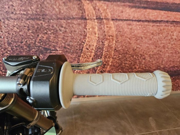 2025 Sur-Ron Hyper Bee 12/10 Hyper Bee Blue