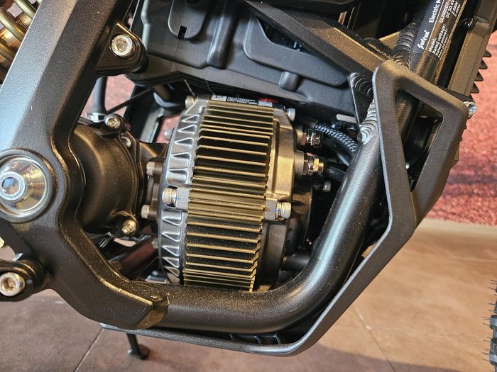 2025 Sur-Ron Hyper Bee 12/10 Hyper Bee Blue