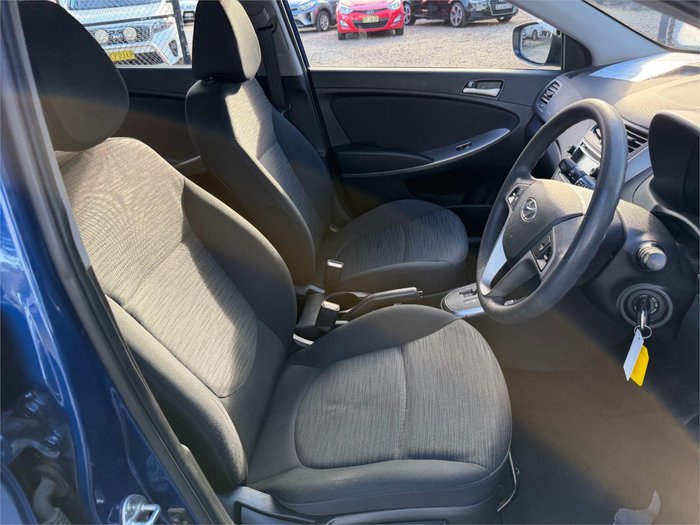 2014 HYUNDAI ACCENT ACTIVE