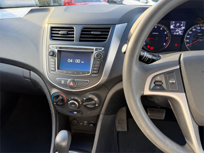 2014 HYUNDAI ACCENT ACTIVE